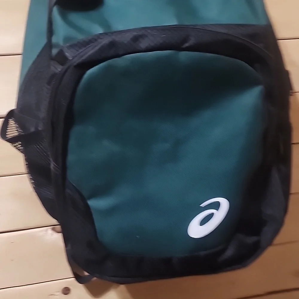 Aasics preloved couple